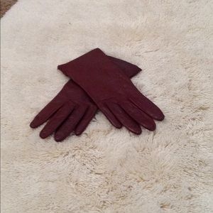 Genuine leather gloves